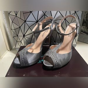Silver gray satin platform pumps with jeweled accents, size 7.5, worn once!